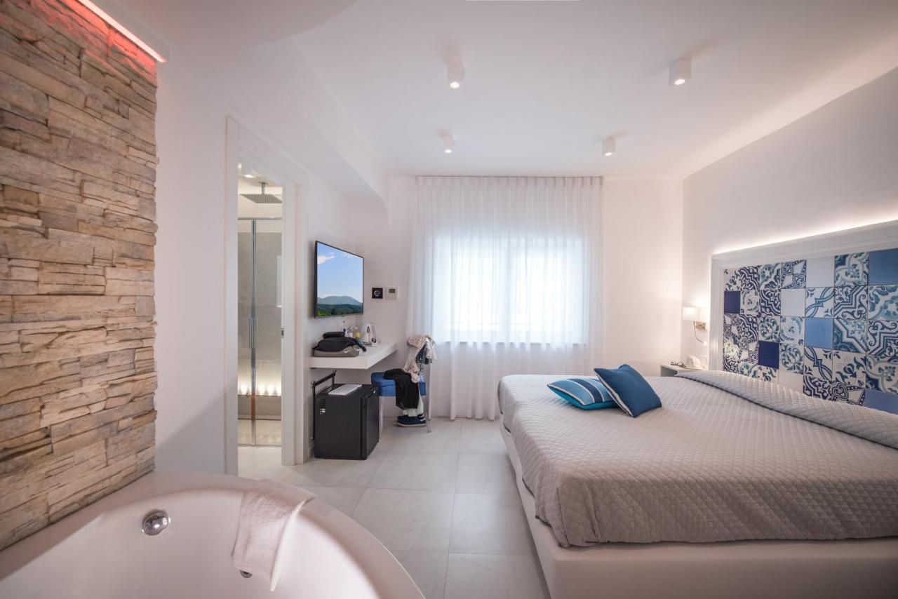 Amalfi Suite Boutique Hotel (Adults Only) מראה חיצוני תמונה